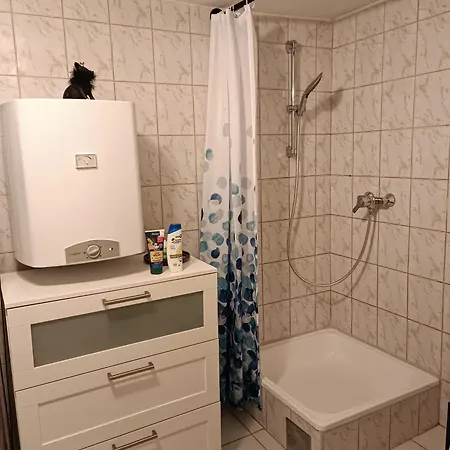 A Place To Be - Ruhelage Mit Gratis Parkplatz Apartment Graz